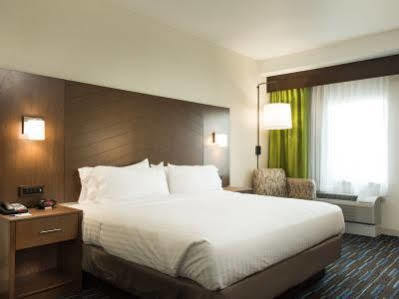 Hotel Express & By Ihg 3*